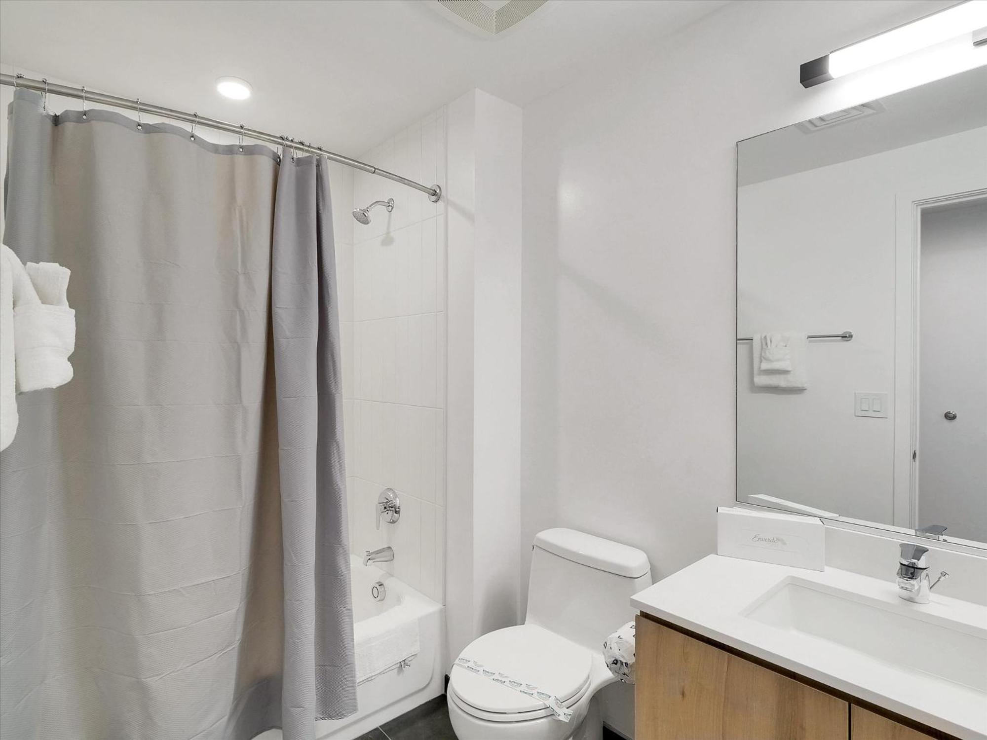 Global Luxury Suites At Downtown Фінікс Екстер'єр фото