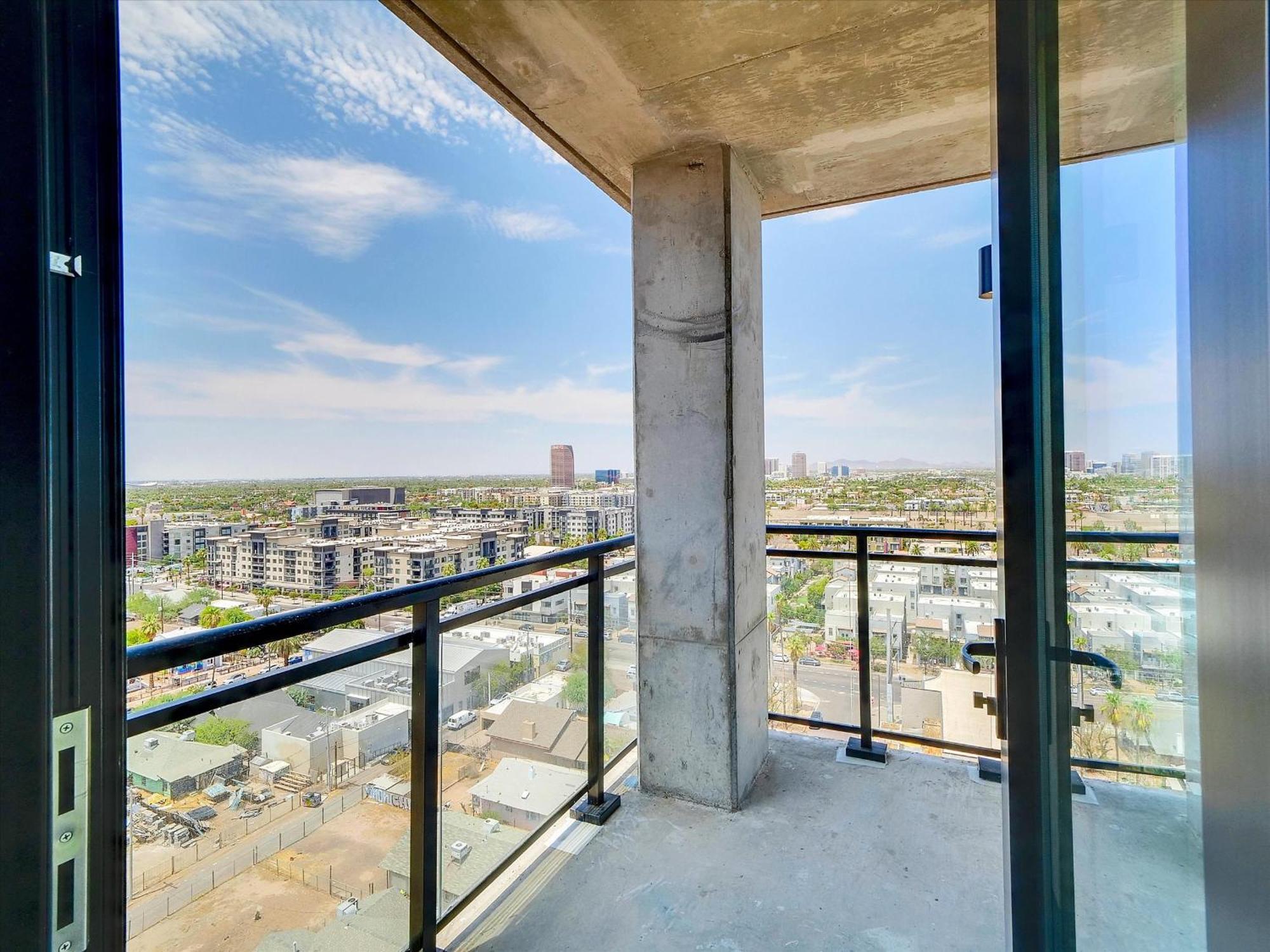 Global Luxury Suites At Downtown Фінікс Екстер'єр фото