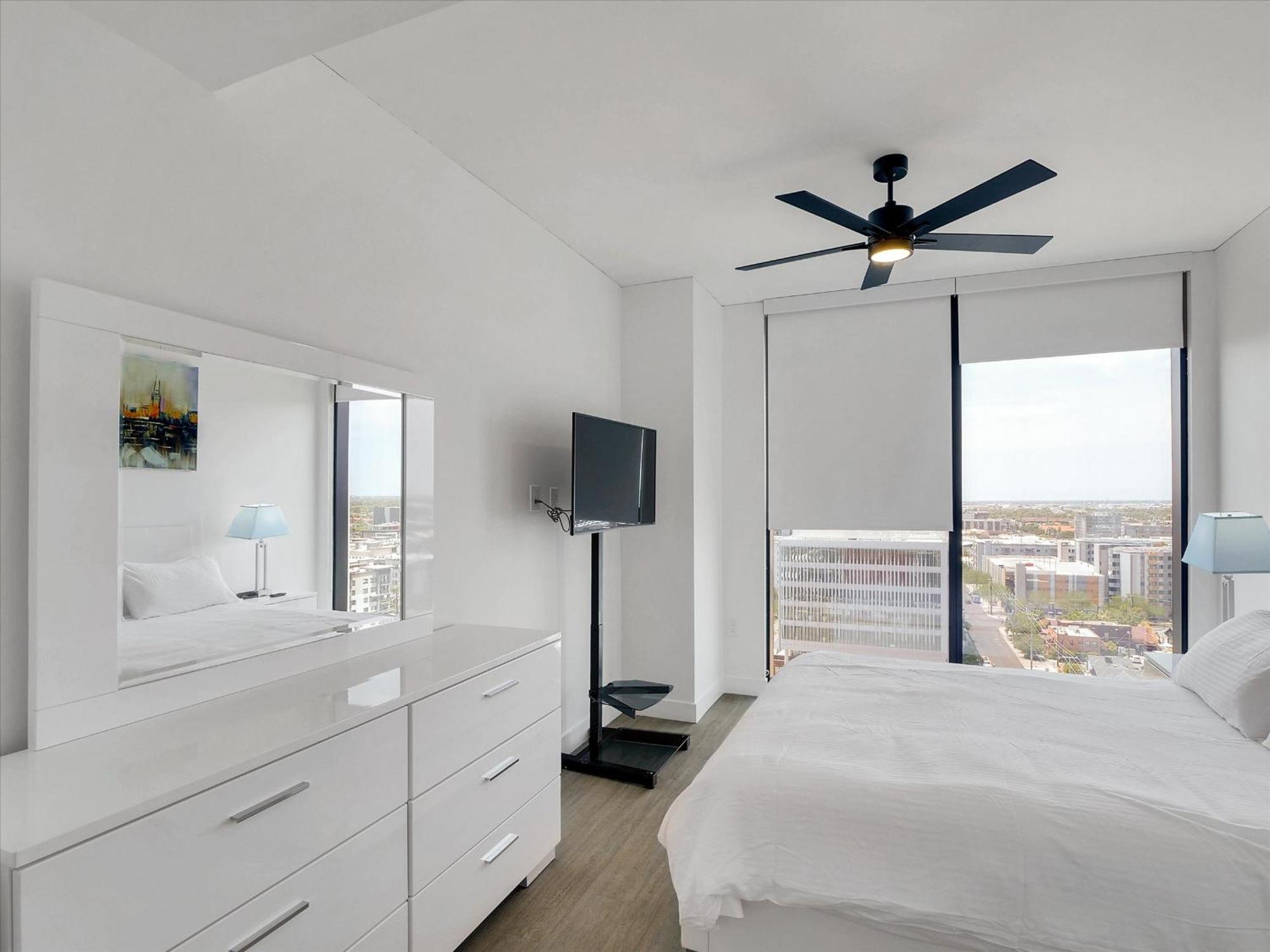 Global Luxury Suites At Downtown Фінікс Екстер'єр фото