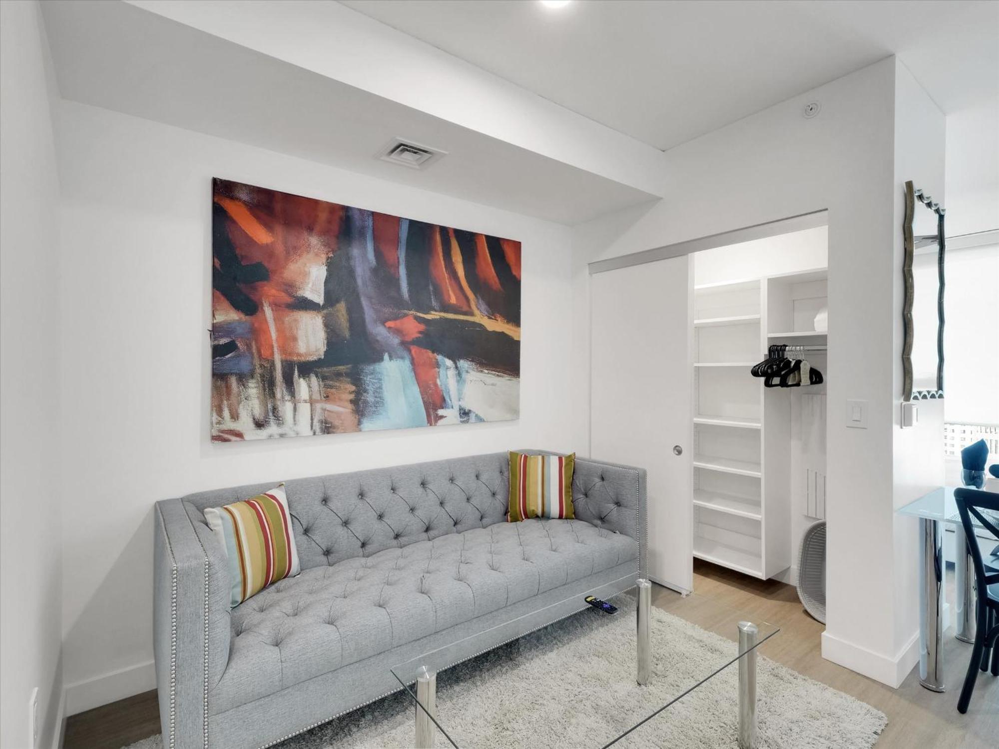 Global Luxury Suites At Downtown Фінікс Екстер'єр фото