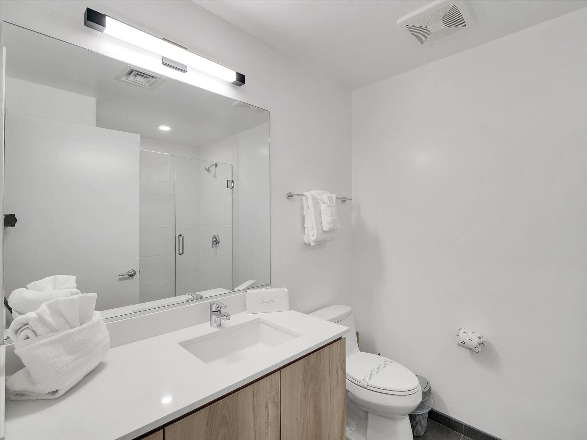 Global Luxury Suites At Downtown Фінікс Екстер'єр фото